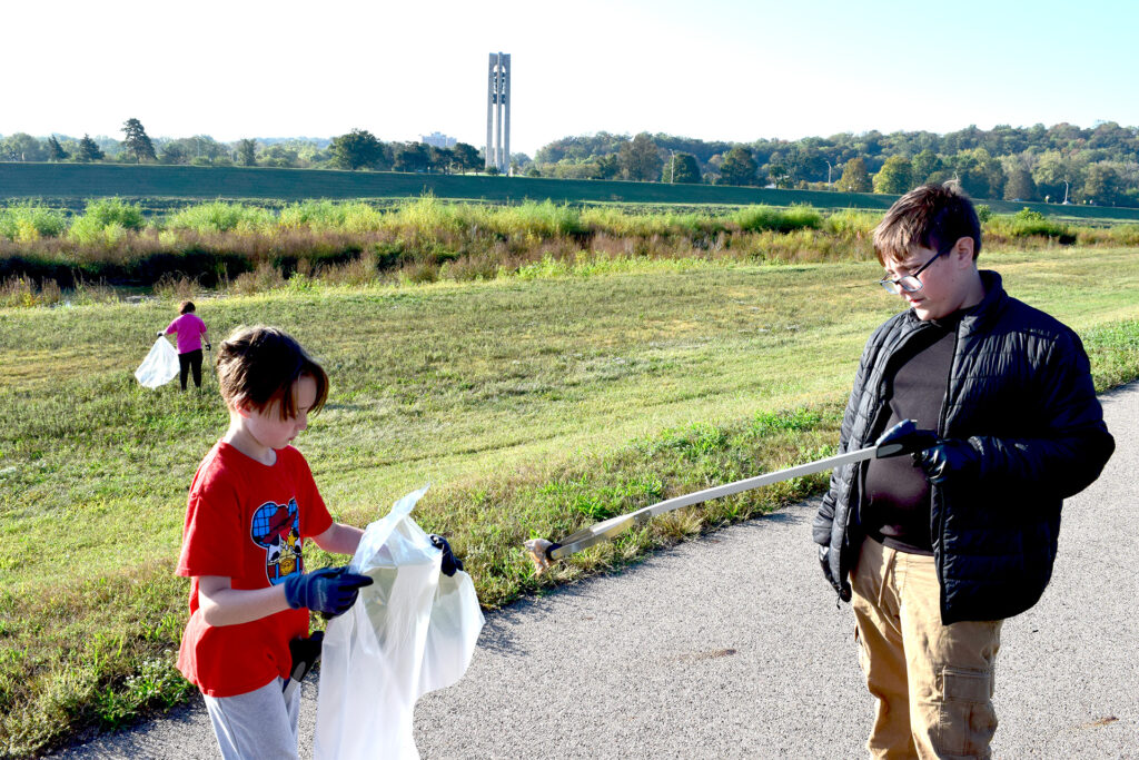 It's never to early to learn about Service Above Self, as demonstrated by some of our youngest volunteers.